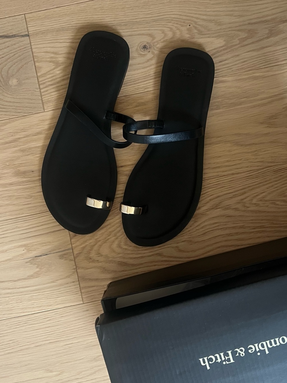 Toe Loop Sandals